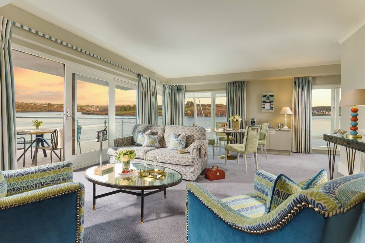 Master Suite with Private Balcony | Living room | 0-inch TV with cable channels