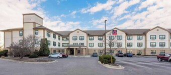 Studio 6 Corporate Extended Stay Chicago Lisle IL