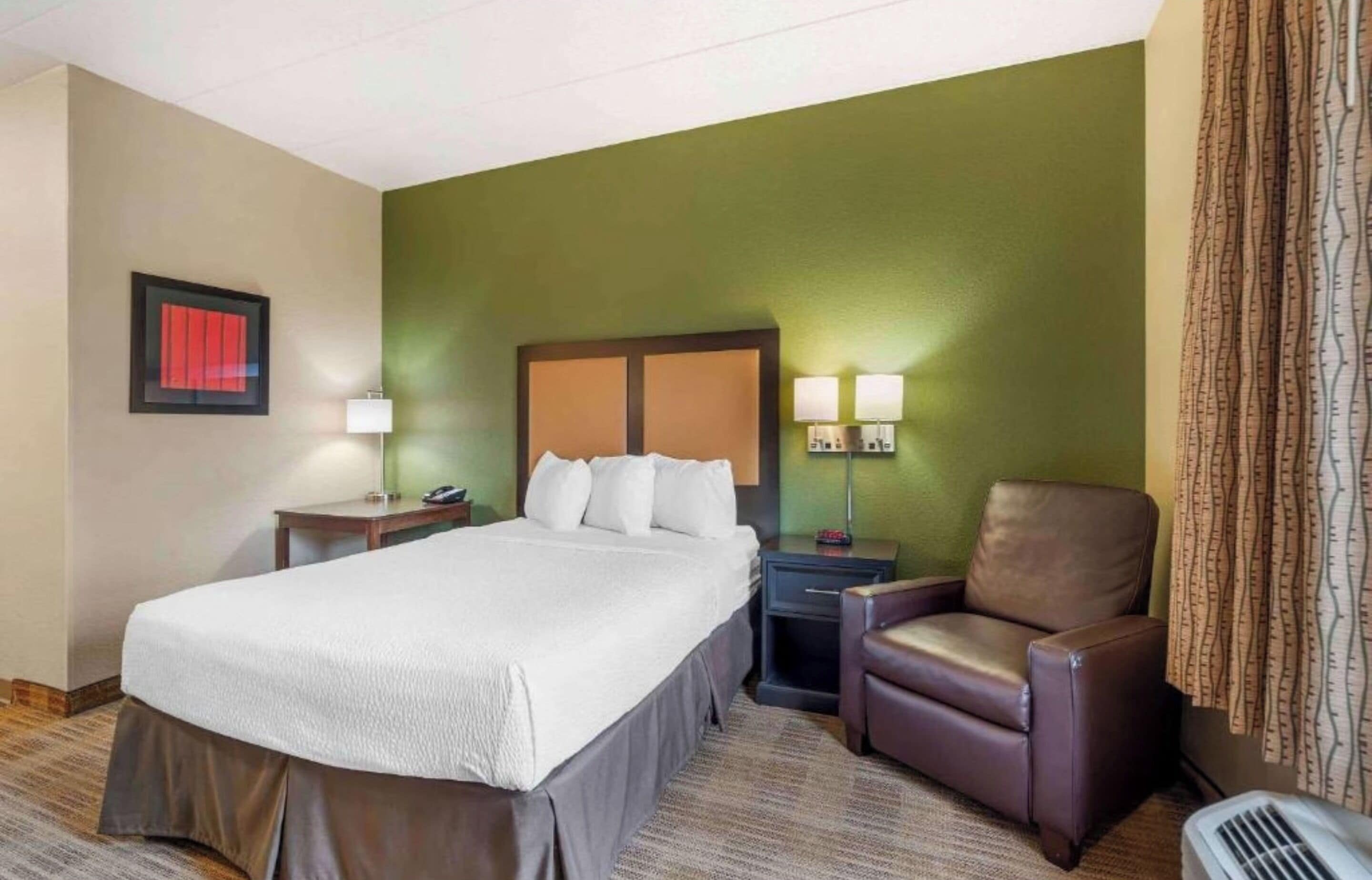 Photo - Studio 6 Corporate Extended Stay Chicago Lisle IL