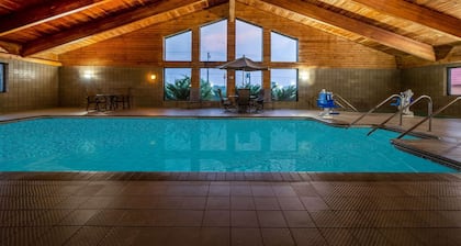 AmericInn by Wyndham Eau Claire