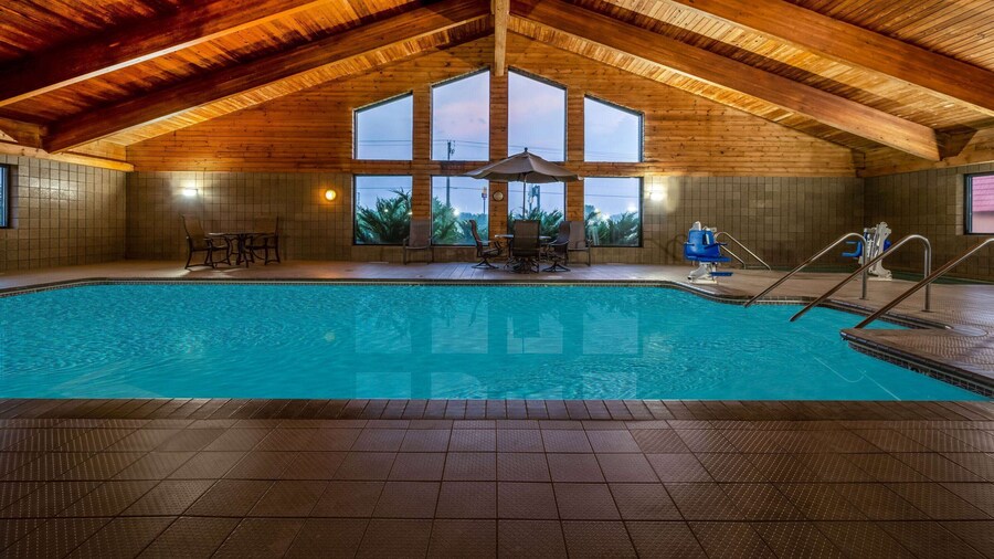 AmericInn by Wyndham Eau Claire