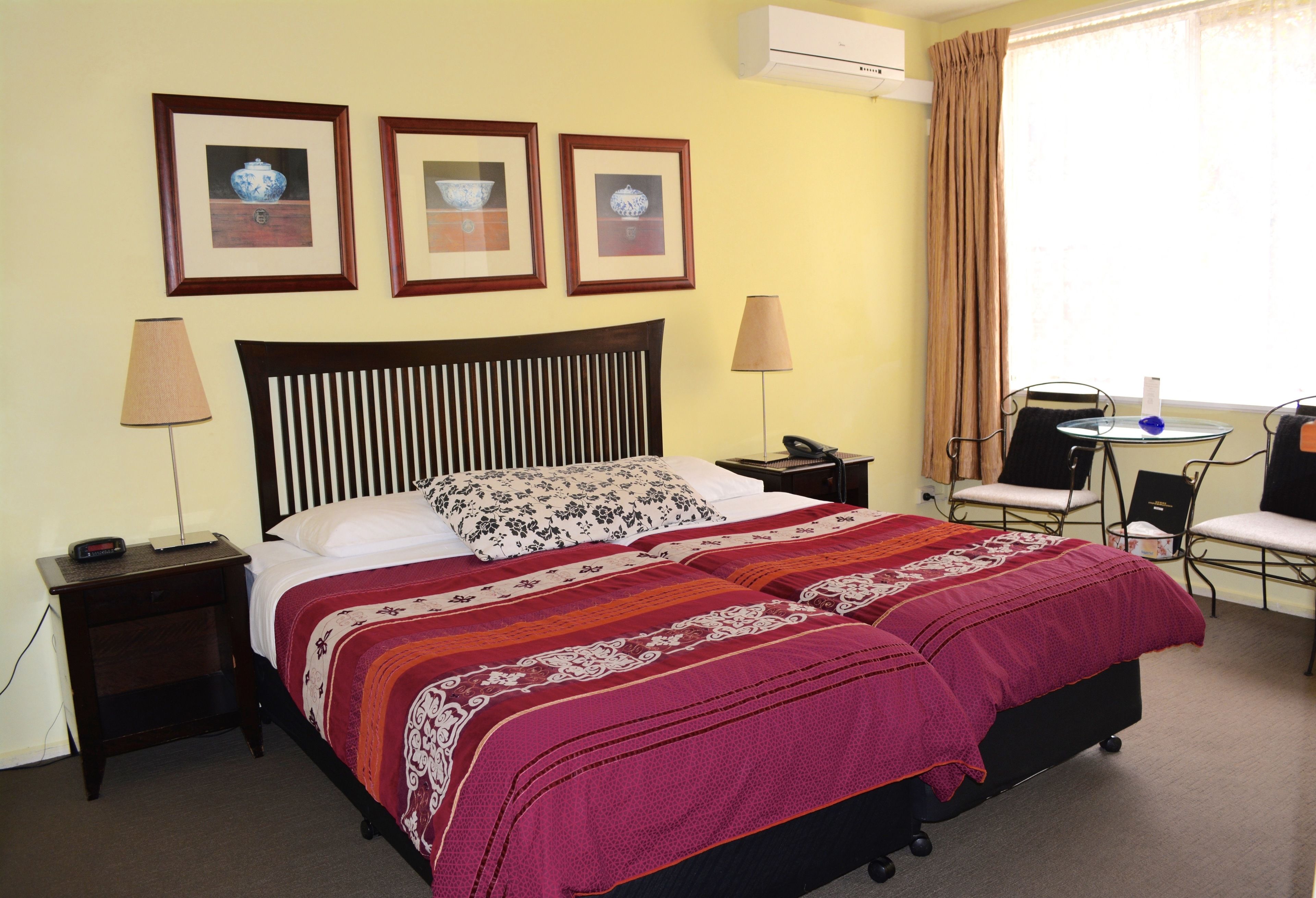 Knightsbridge Apartments — image 19