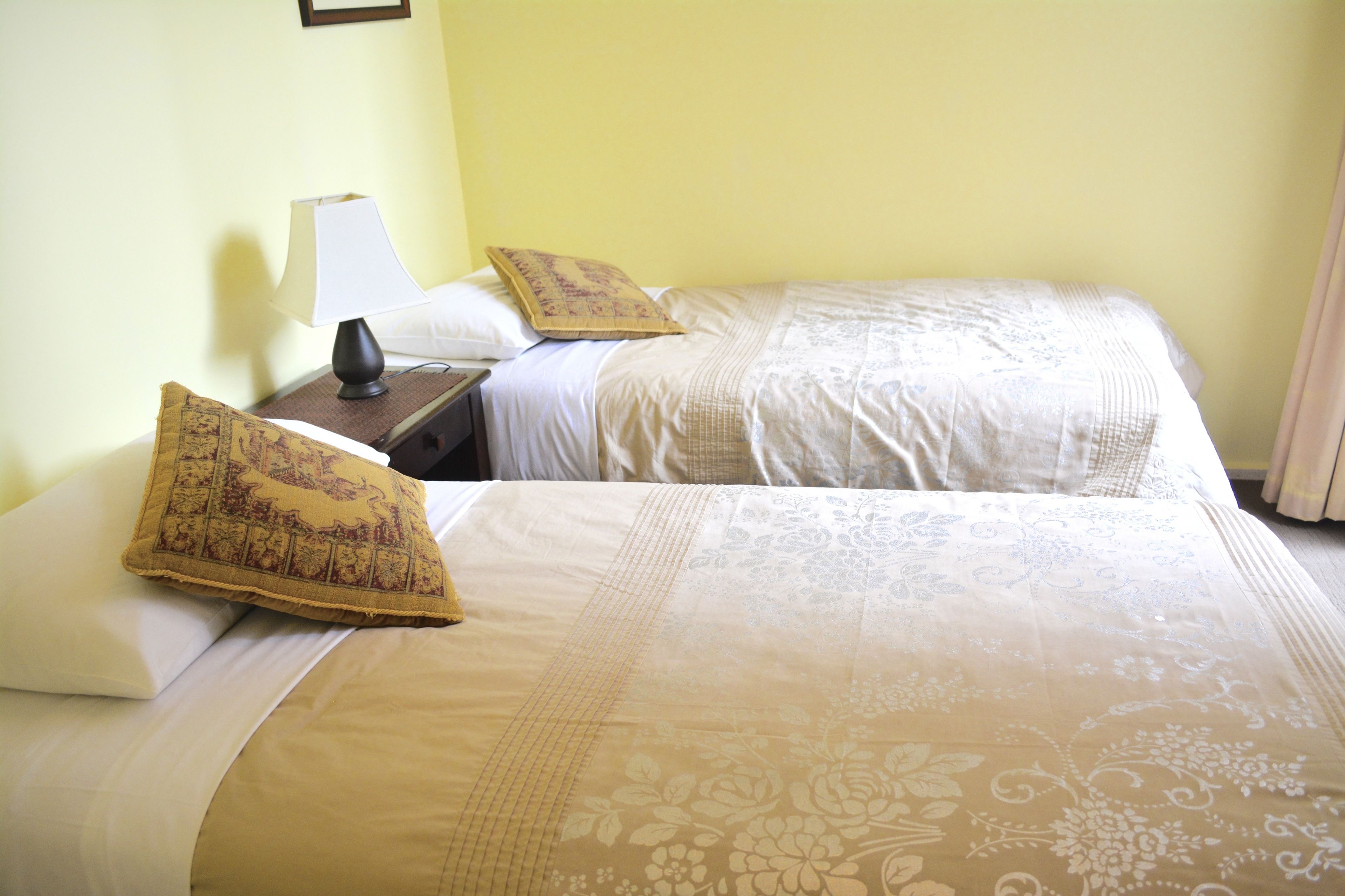 Knightsbridge Apartments — image 11