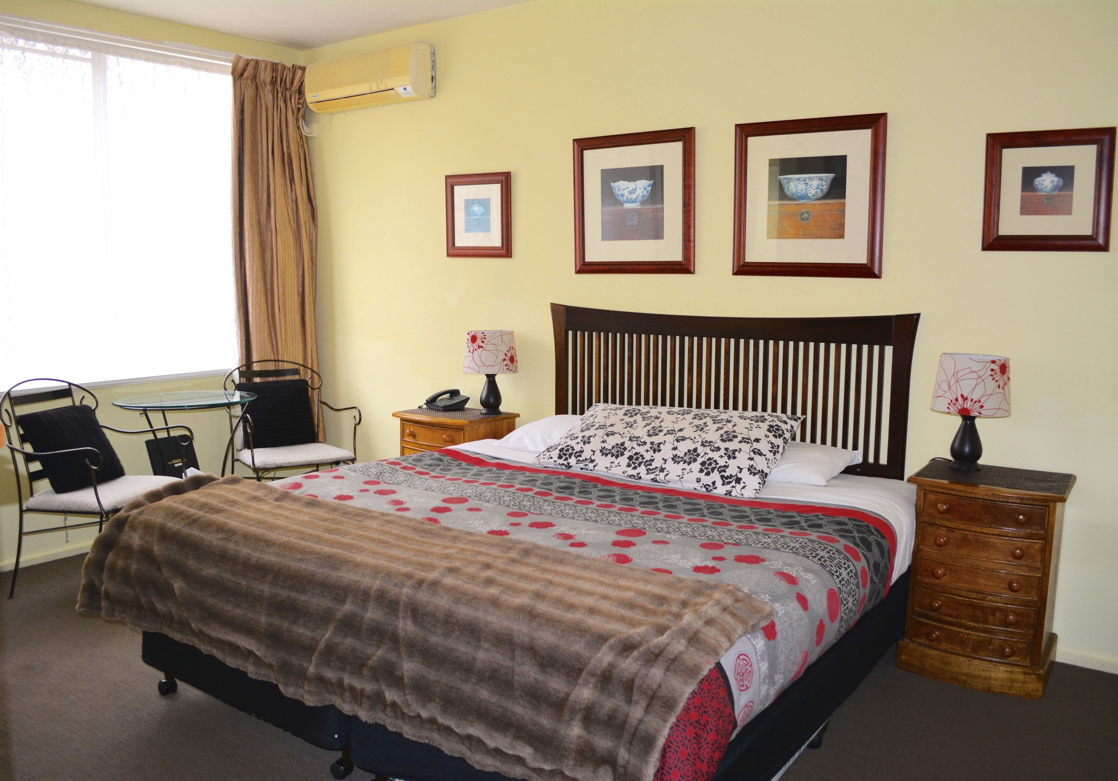 Knightsbridge Apartments — image 16