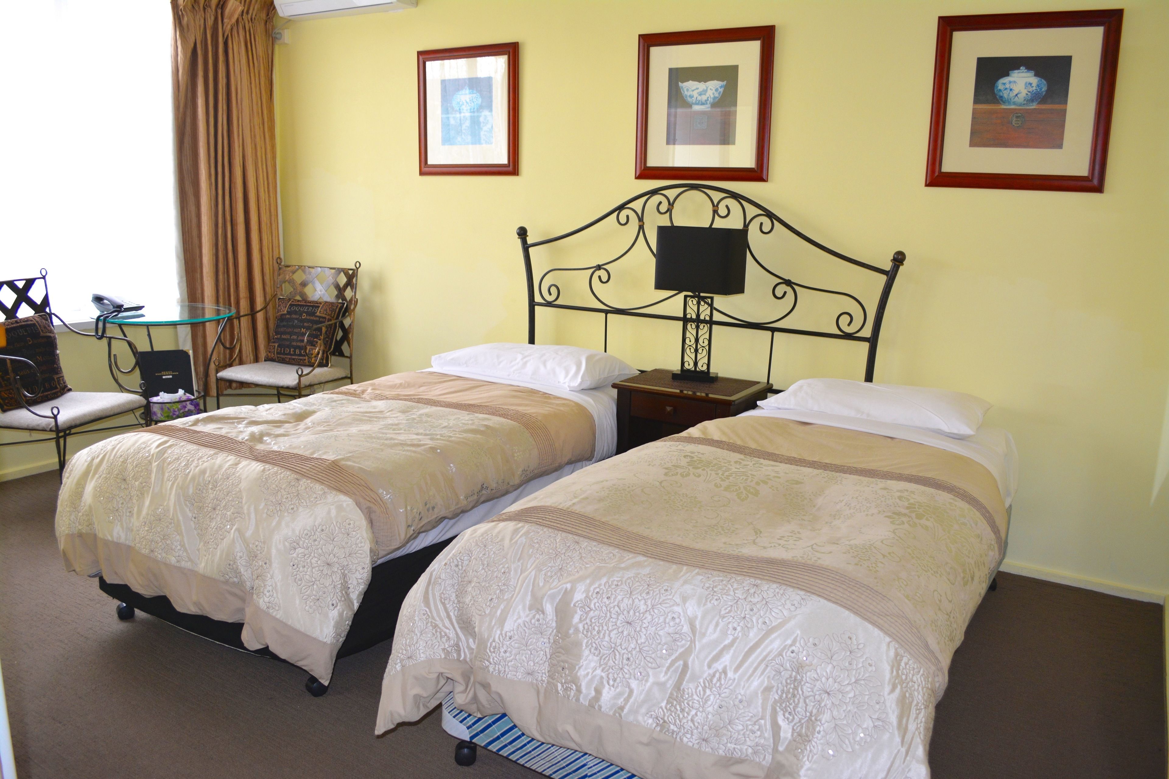 Knightsbridge Apartments — image 23