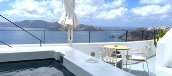 IKIES Santorini