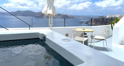 IKIES Santorini