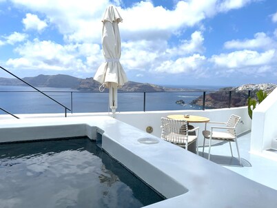 IKIES Santorini