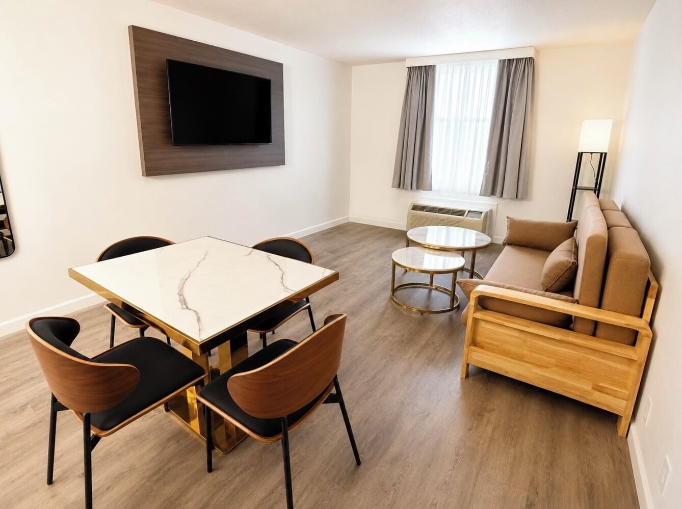 Suite, 1 King Bed with Sofa bed, Non Smoking | Living area