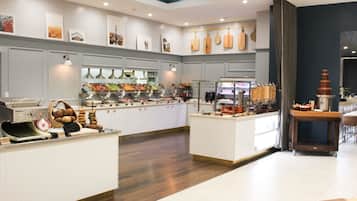 Daily full breakfast for a fee