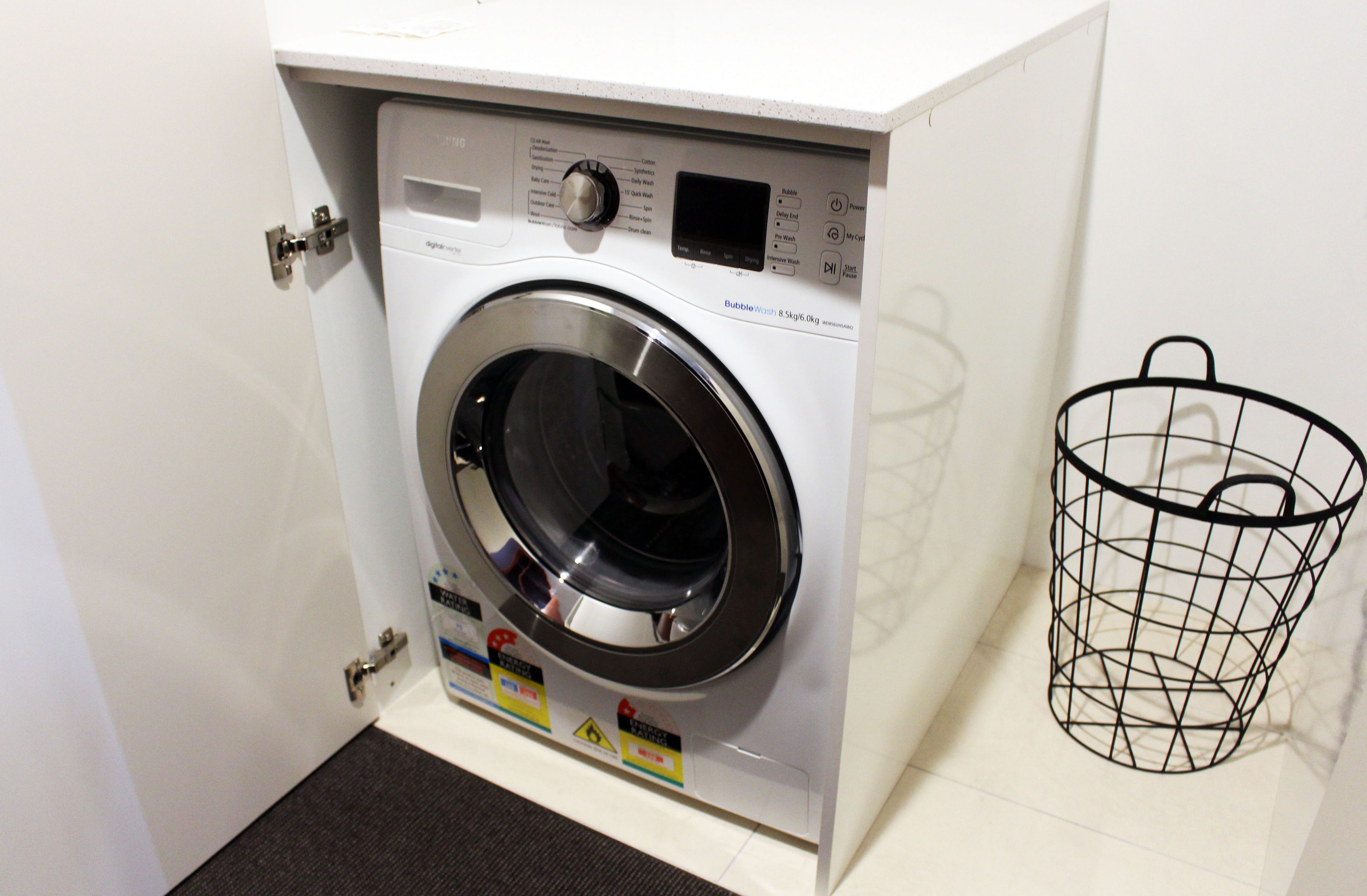 suite, 1 king bed | laundry