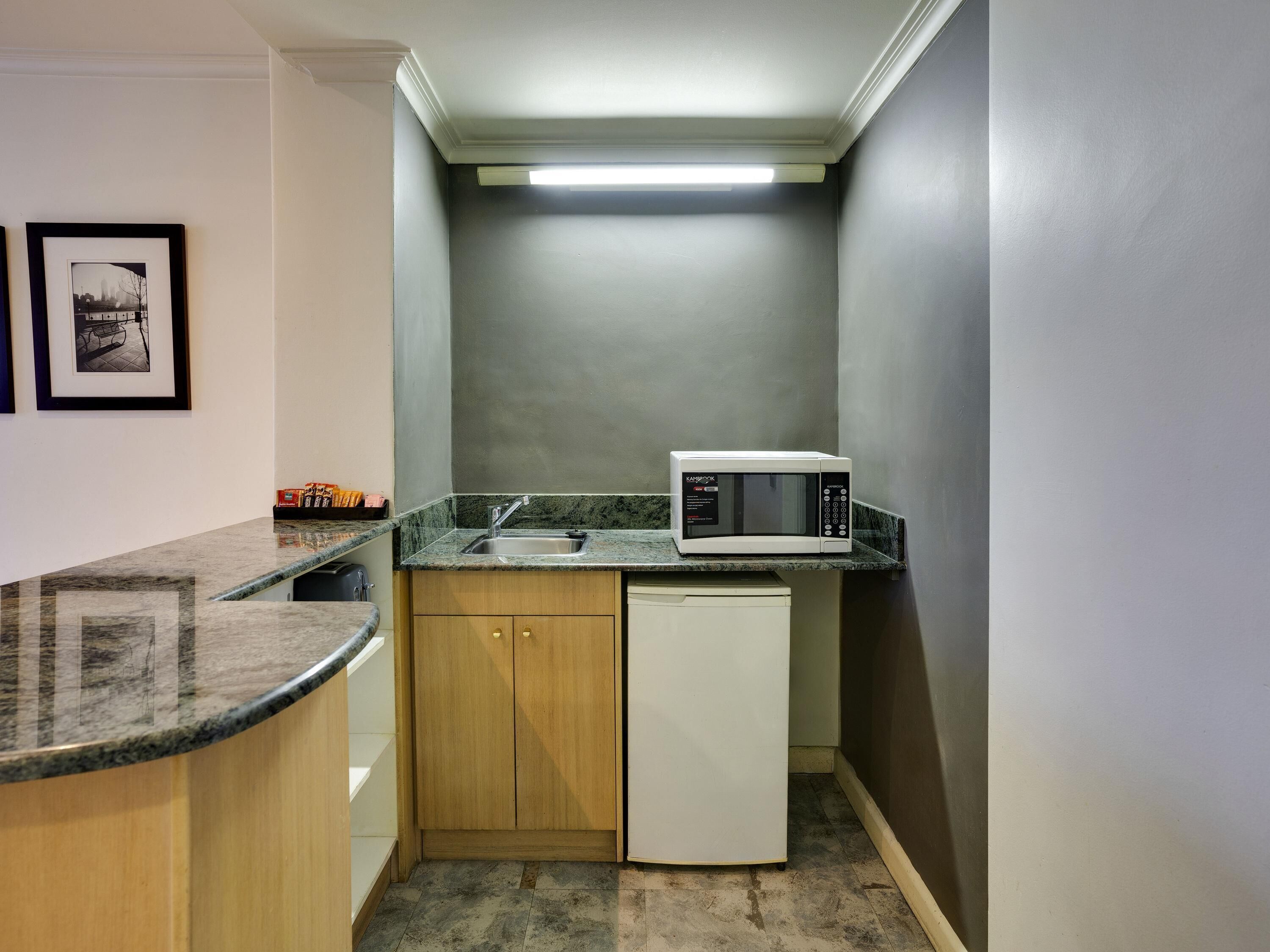 1 bedroom, premium bedding, pillowtop beds, minibar