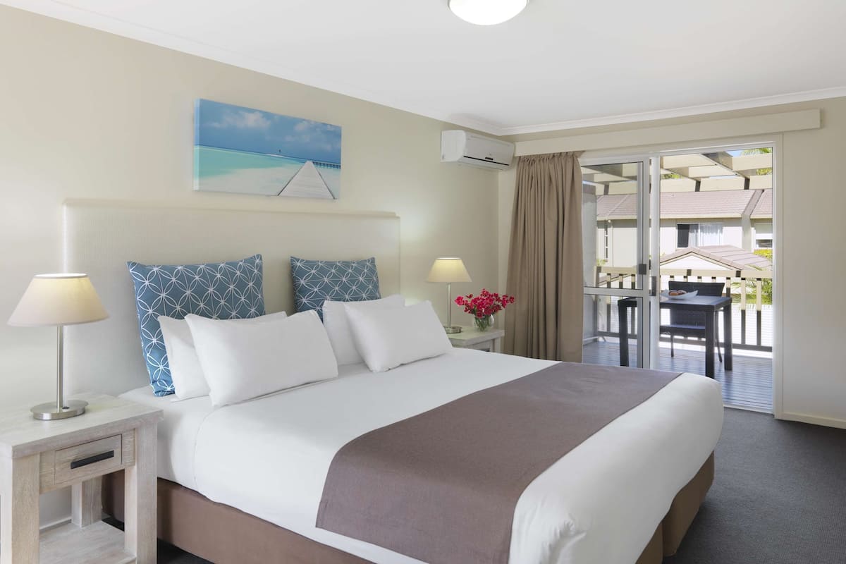 熨斗/熨衣板、搖籃/嬰兒床、免費無線上網、床單