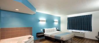 威斯康星洛希尔 6 号汽车旅馆