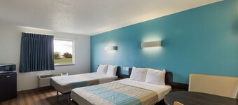 Motel 6 Rothschild, WI