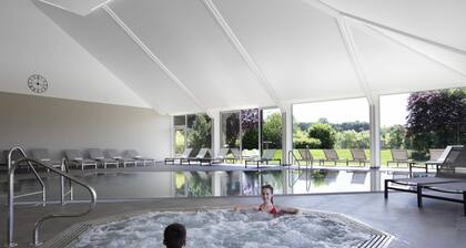 Hotel Mercure Luxembourg Kikuoka Golf & Spa