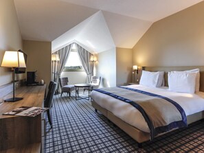 Deluxe Double Room, 1 Double Bed, Golf View