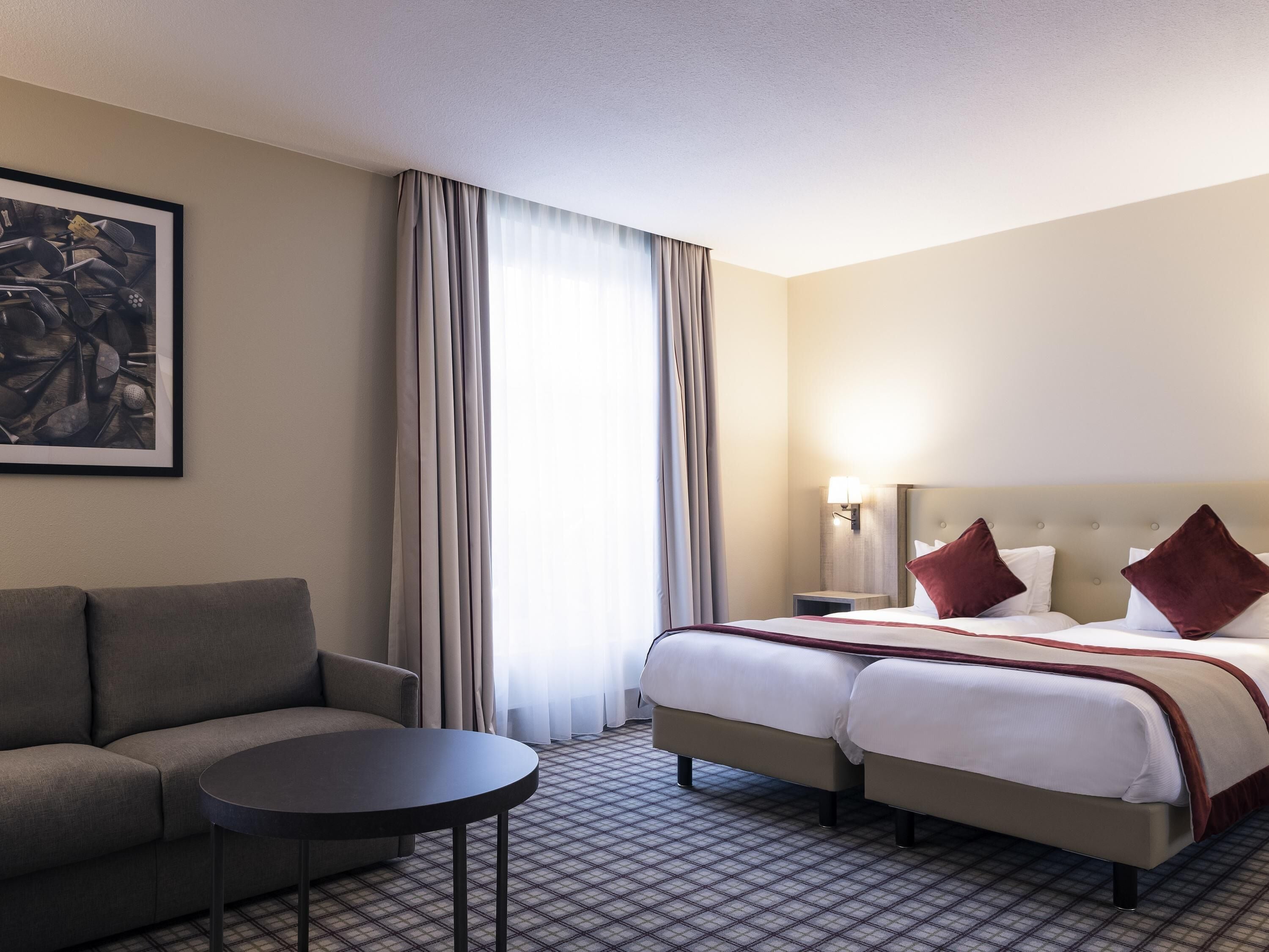 Coffres-forts dans les chambres, bureau