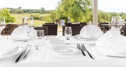 Hotel Mercure Luxembourg Kikuoka Golf & Spa