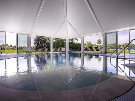 Exterior. Hotel Mercure Luxembourg Kikuoka Golf & Spa