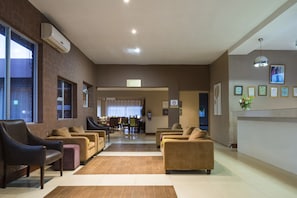 2 baaria