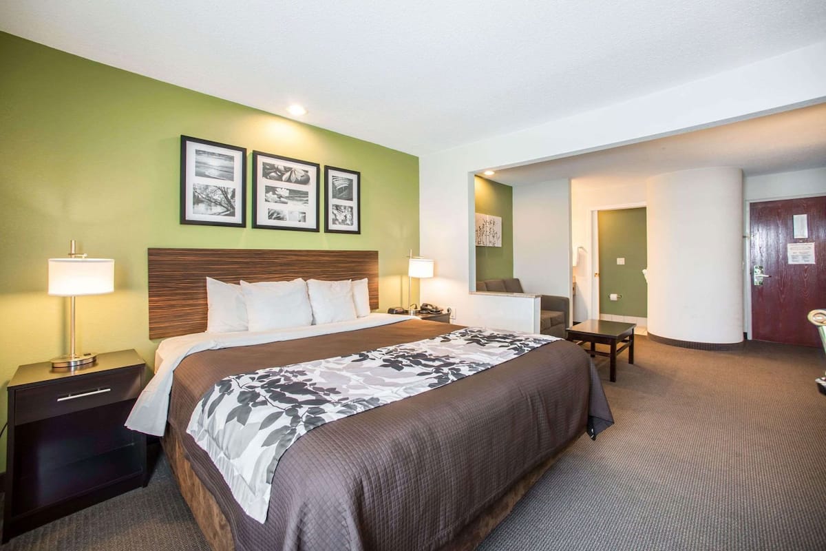 Ropa de cama de alta calidad y cortinas blackout