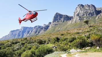 Helikopter-/Flugzeugrundflüge