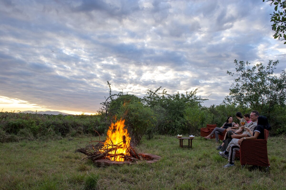 Group|Family Safari|Camp Fire