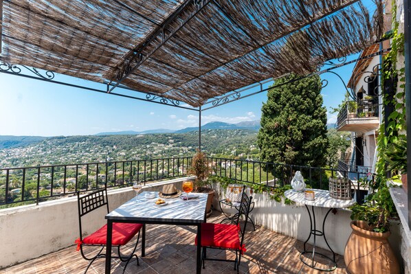 Panoramic-Suite, Talblick | Terrasse/Patio