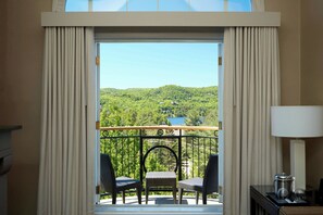 Ropa de cama de alta calidad y camas con pillow-top 