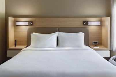 Stay With Us - Rooms & Suites in Durham, NC