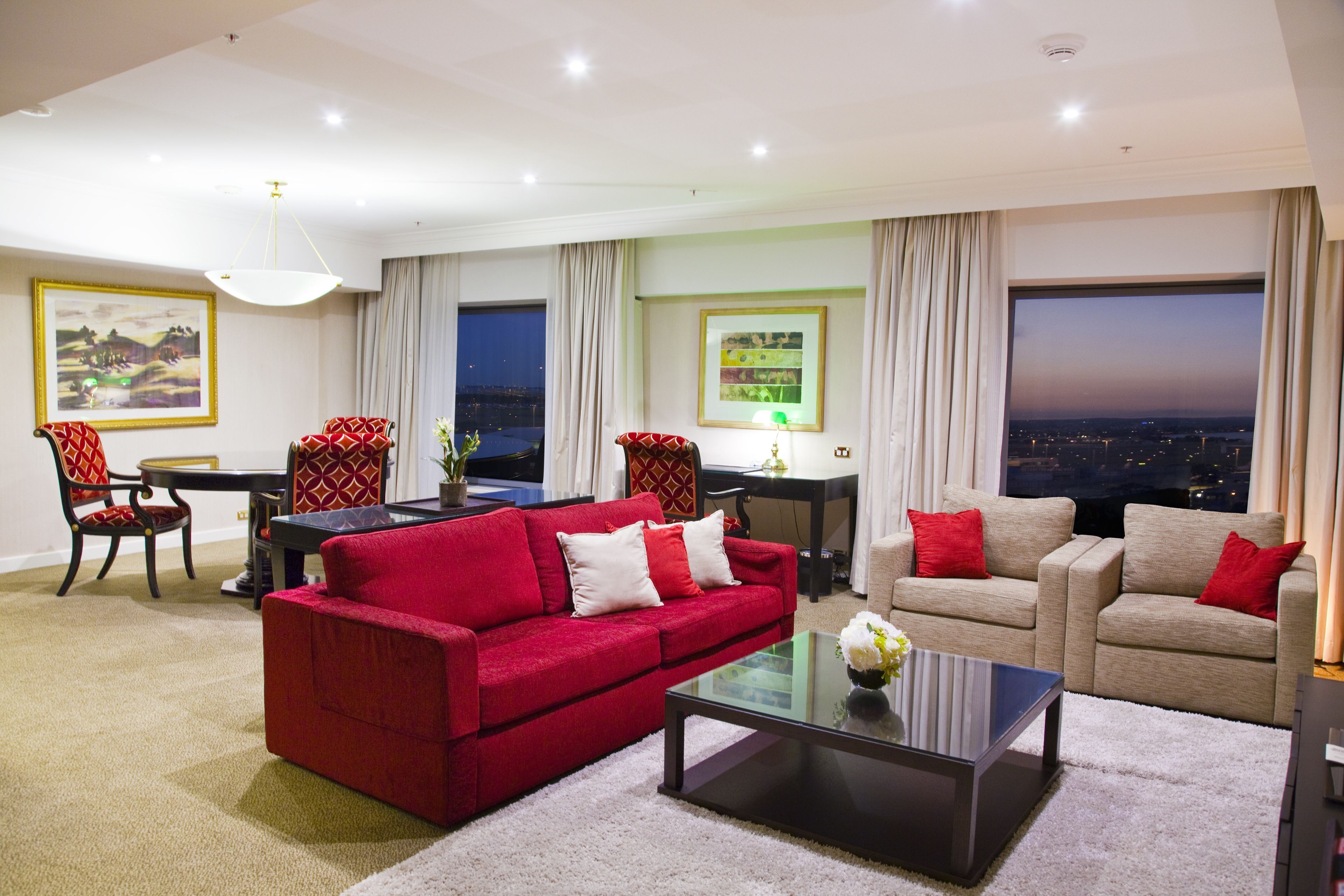 Living area | Flat-screen TV, pay films
