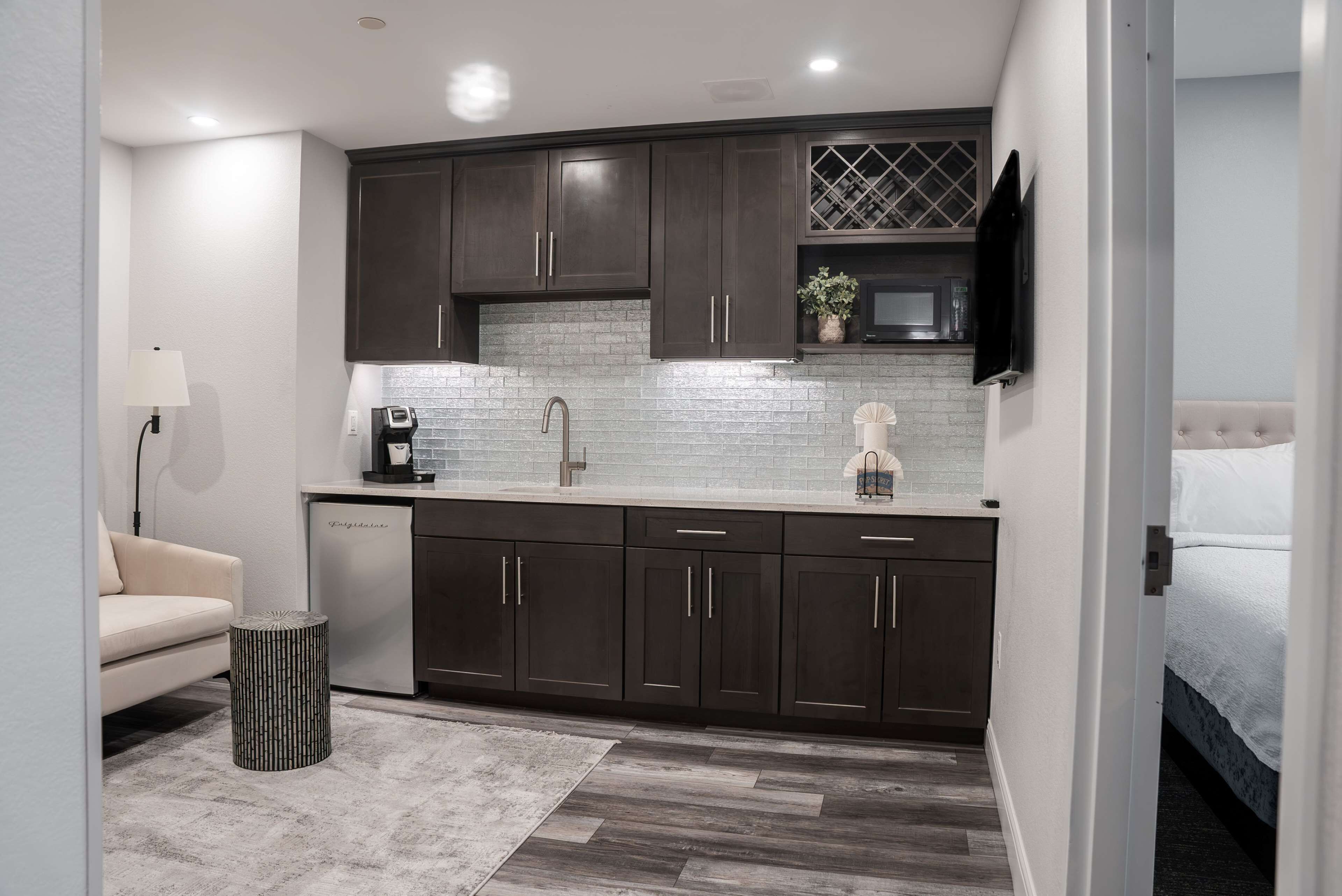 suite, 2 queen beds, kitchen (conference suite) | private kitchen | fridge, microwave, coffee/tea maker