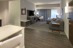 Suite, 1 King Bed, Accessible, Non Smoking
