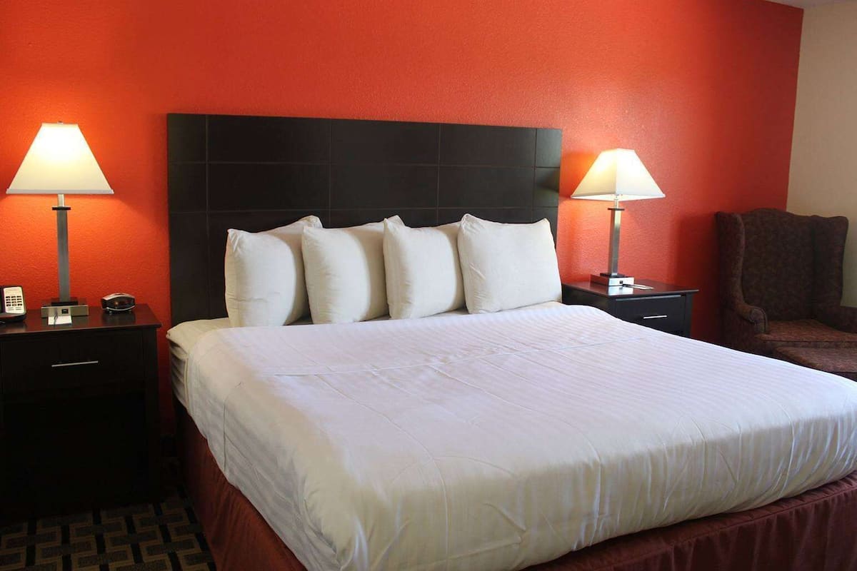Decoración personalizada, muebles diferentes y escritorio
