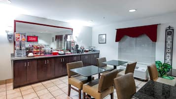 Free daily continental breakfast