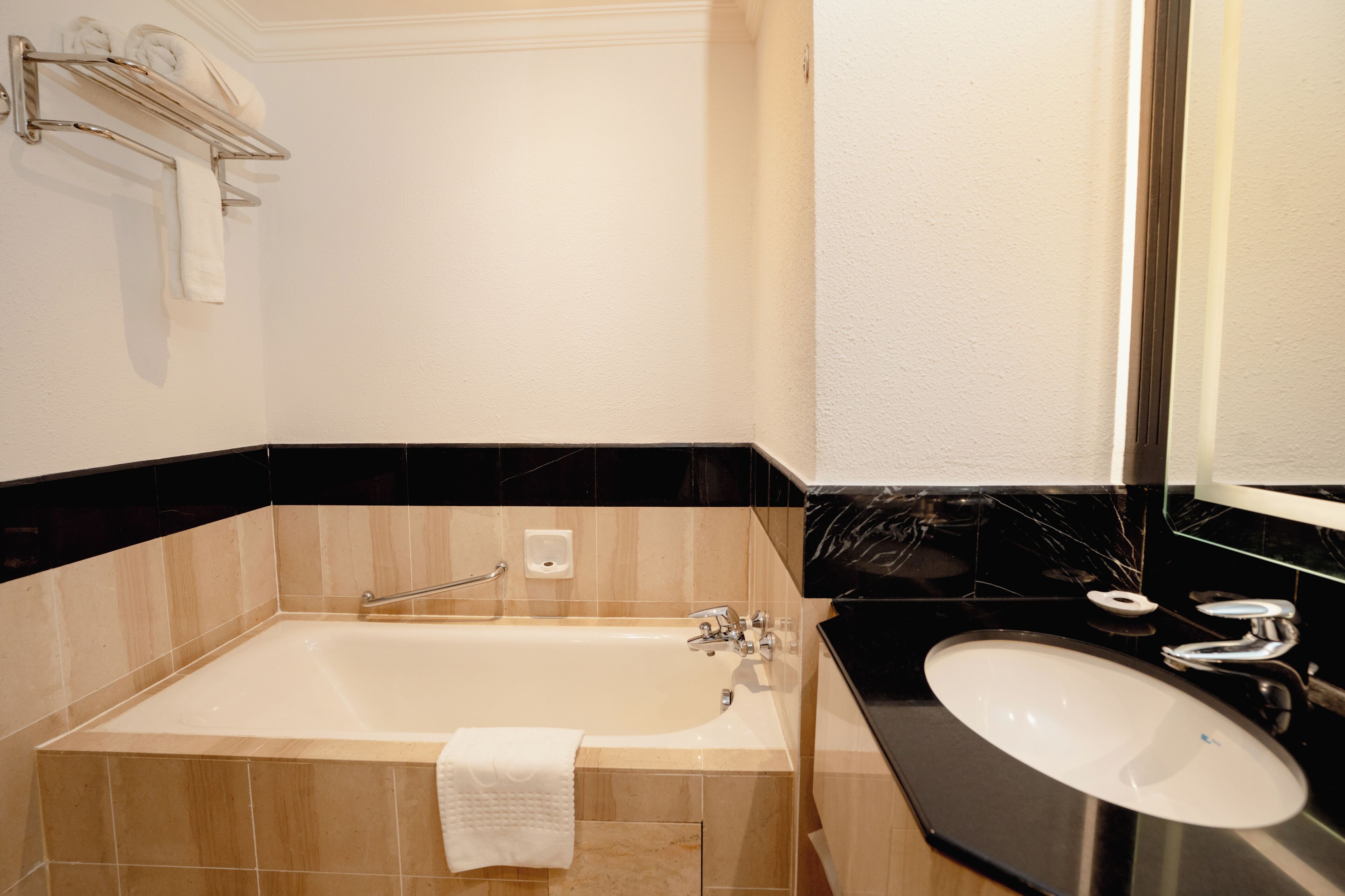 deep-soaking bathtub