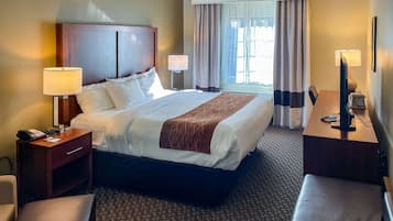 Sengetøy av topp kvalitet, safe på rommet og skrivebord