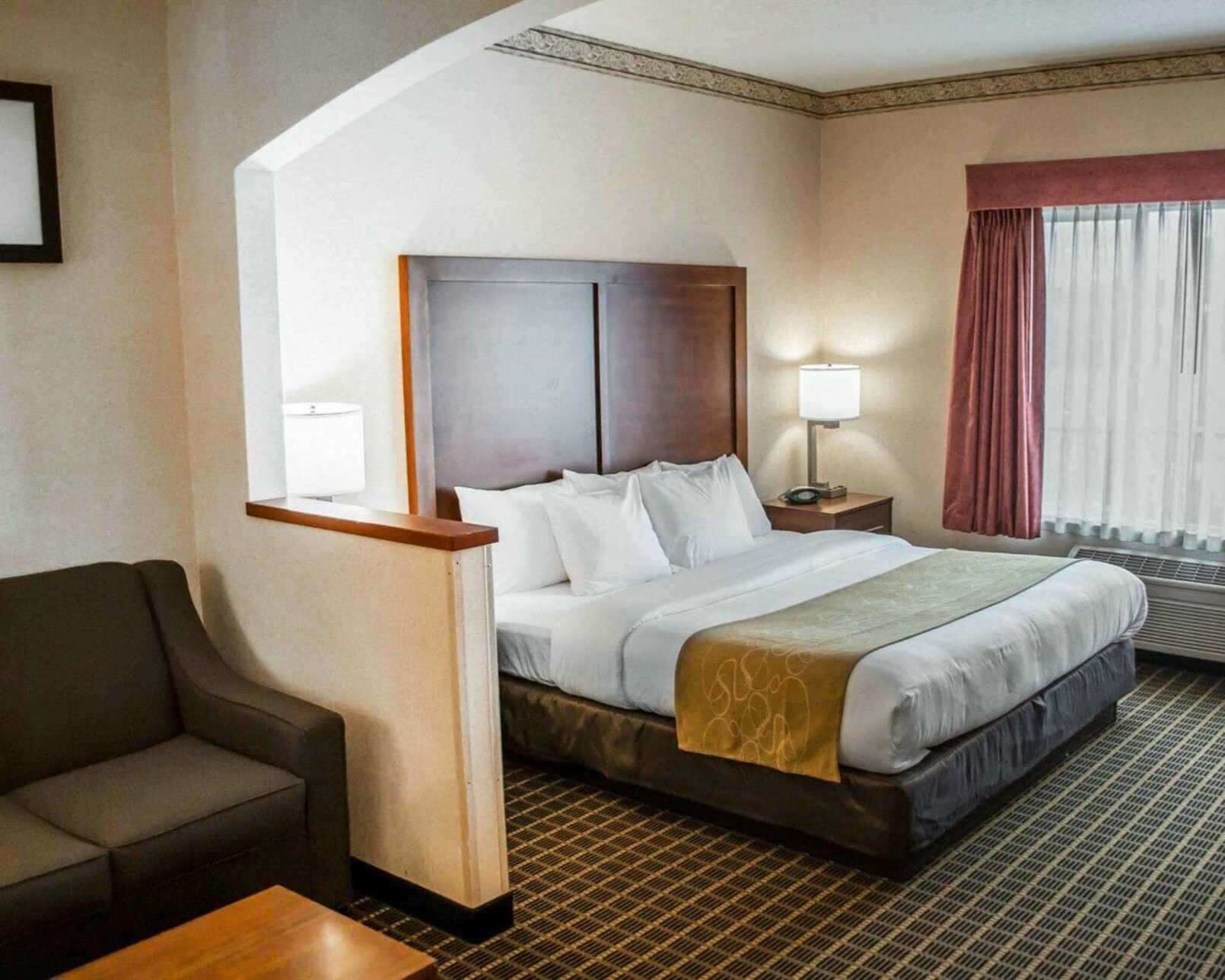 1 bedroom, premium bedding, desk, iron/ironing board