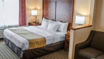 1 kamar tidur, seprai premium, meja kerja, dan setrika/meja setrika