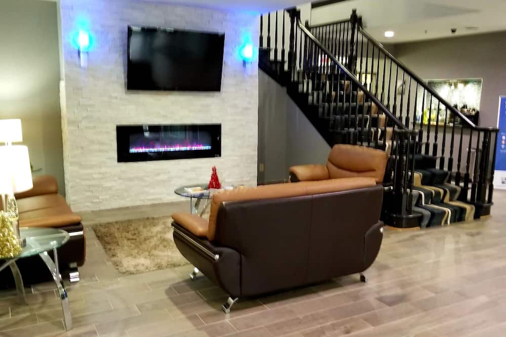 Quality Inn & Suites Cincinnati Sharonville