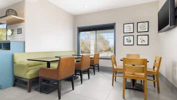 Free buffet breakfast