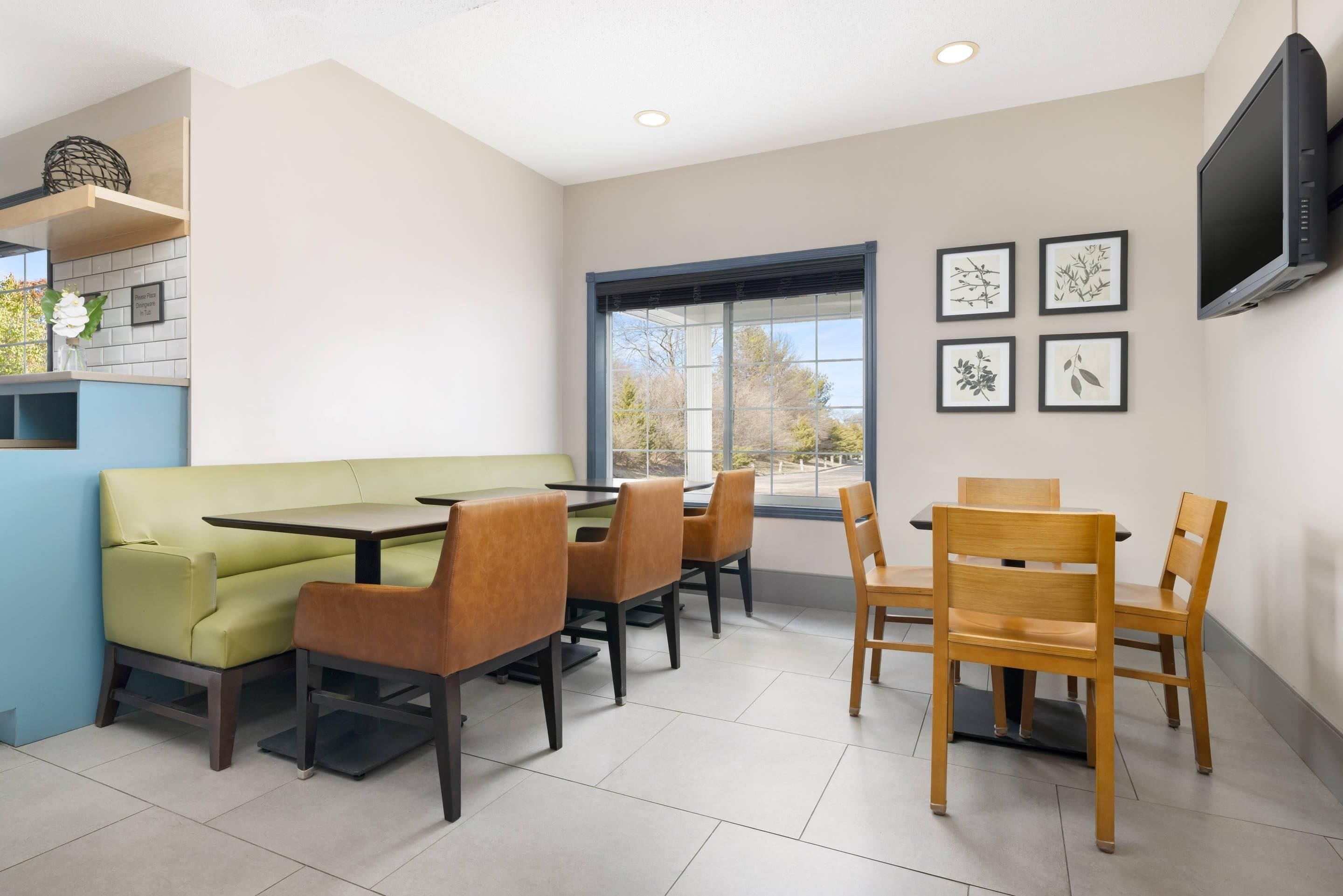 Free buffet breakfast