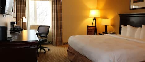 Premium bedding, in-room safe, desk, laptop workspace