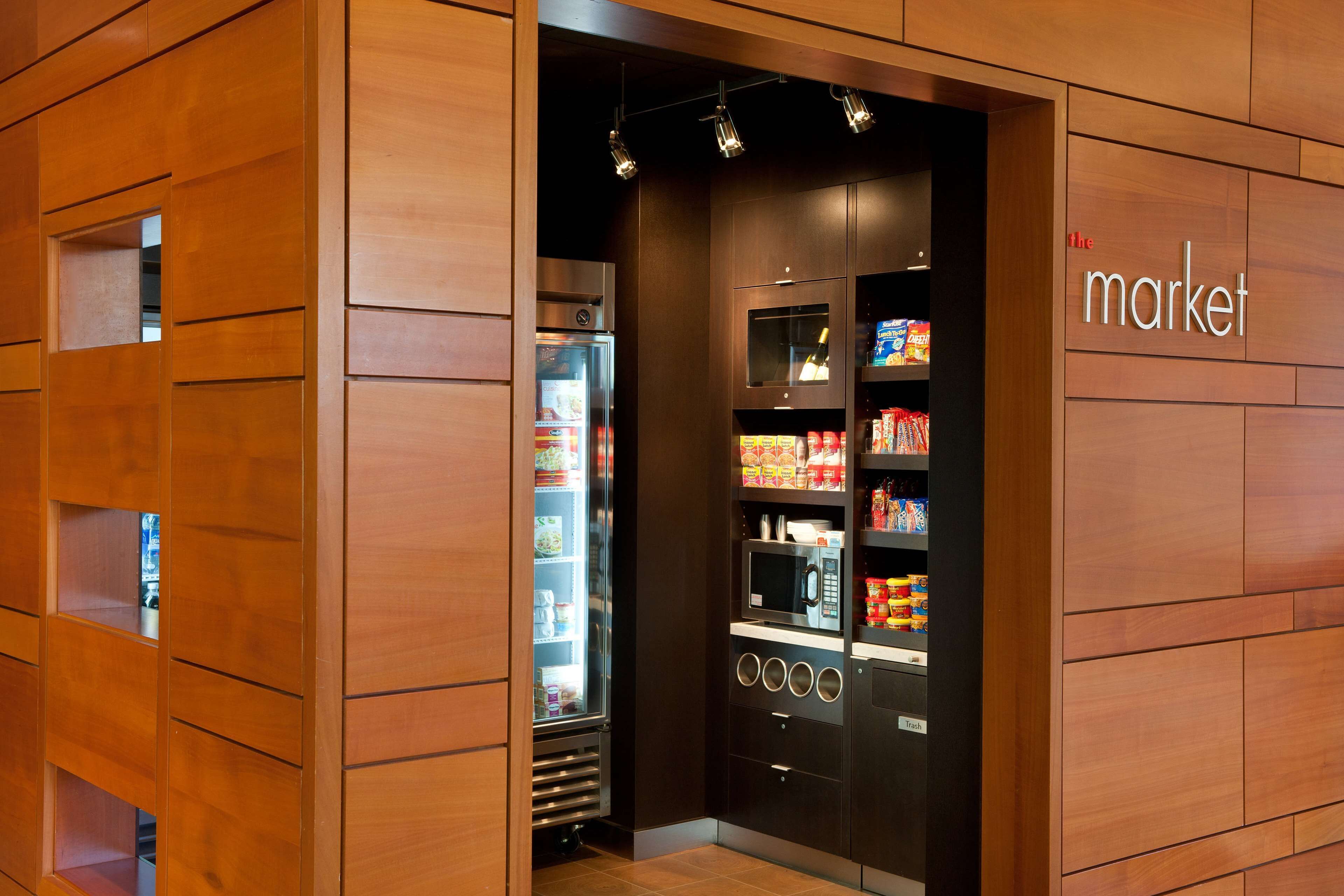 Snack bar