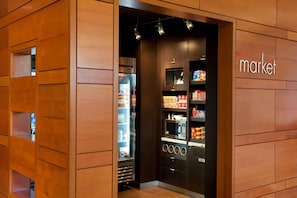 Snack bar