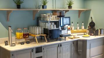 Dagelijks ontbijtbuffet (EUR 23 per persoon)