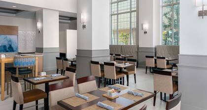 Hilton Garden Inn Charlotte Uptown