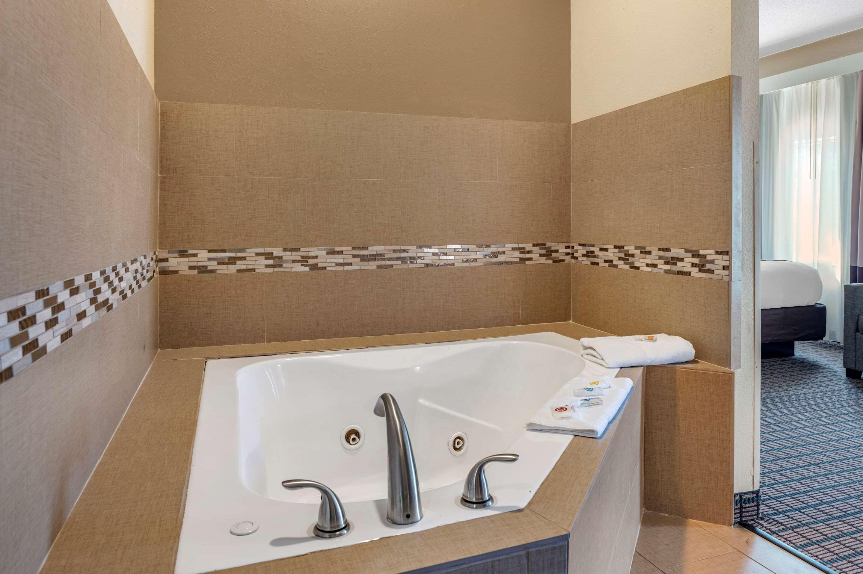 Foto - Comfort Inn & Suites Cincinnati Uptown Clifton