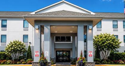 Holiday Inn Express Hotel & Suites Mt. Holly by IHG